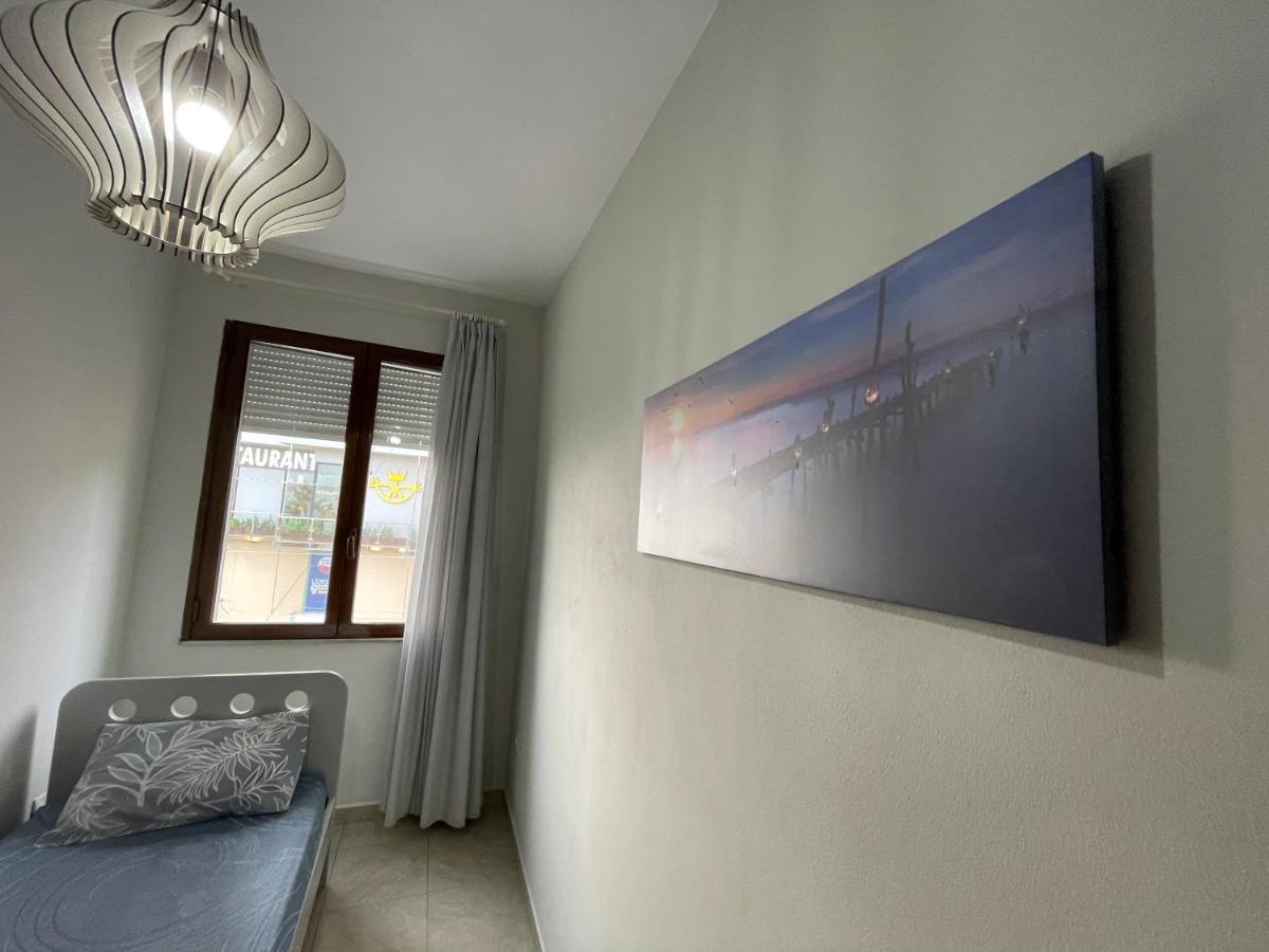 Peak Apartment Sea View In Vollga Durres #3 Exterior photo