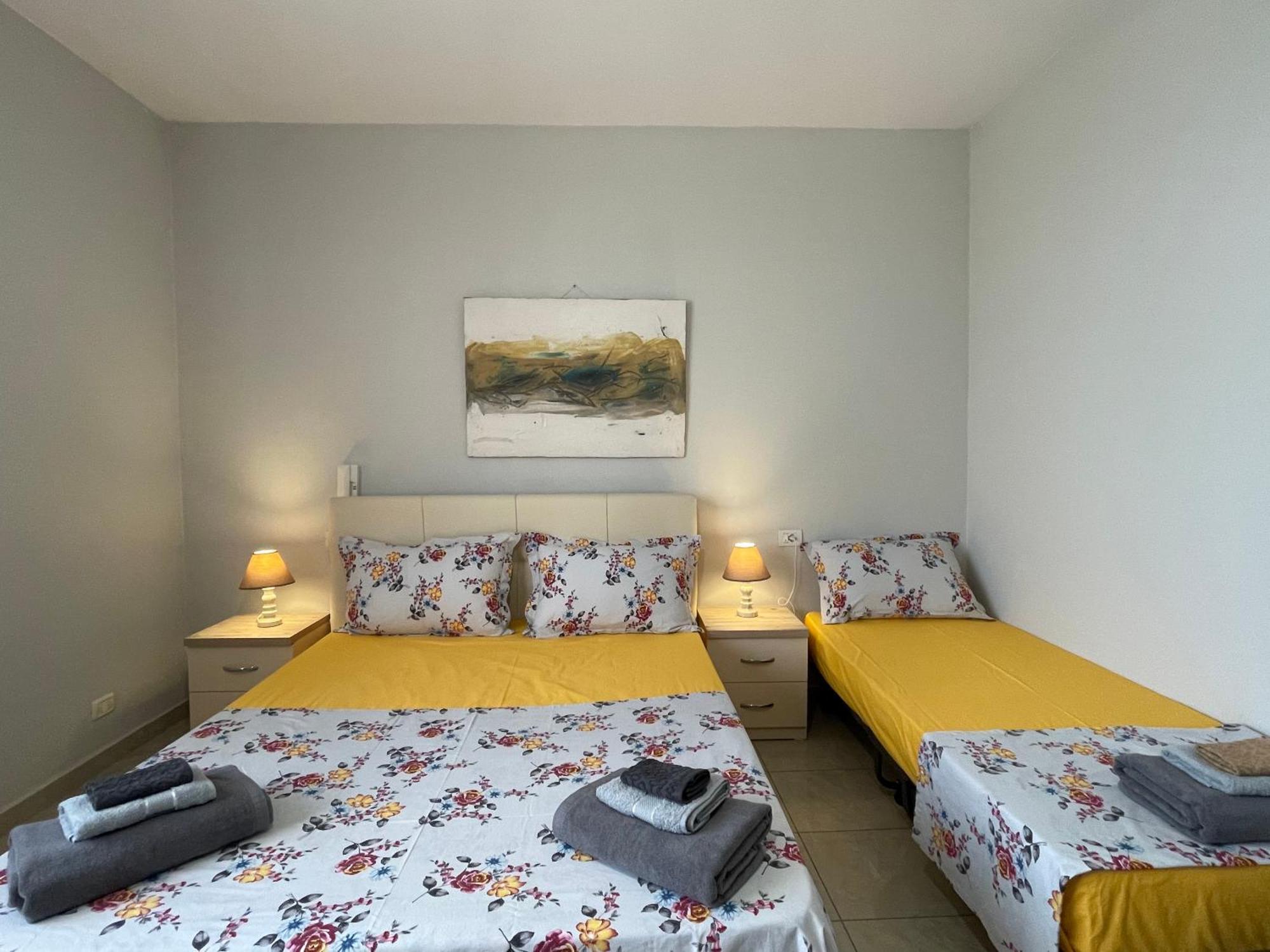 Peak Apartment Sea View In Vollga Durres #3 Exterior photo